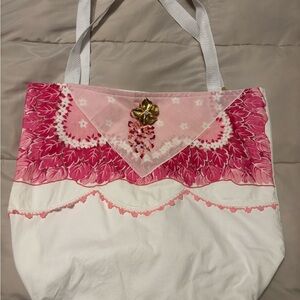 Vintage Linen Embroidered Floral Tote Bag - Pink and White